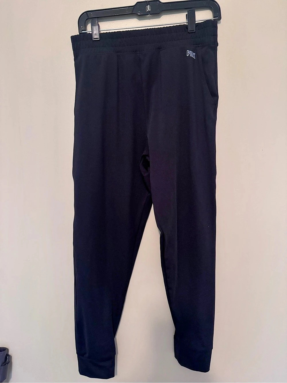 PINK Active Leggings in Black Like New